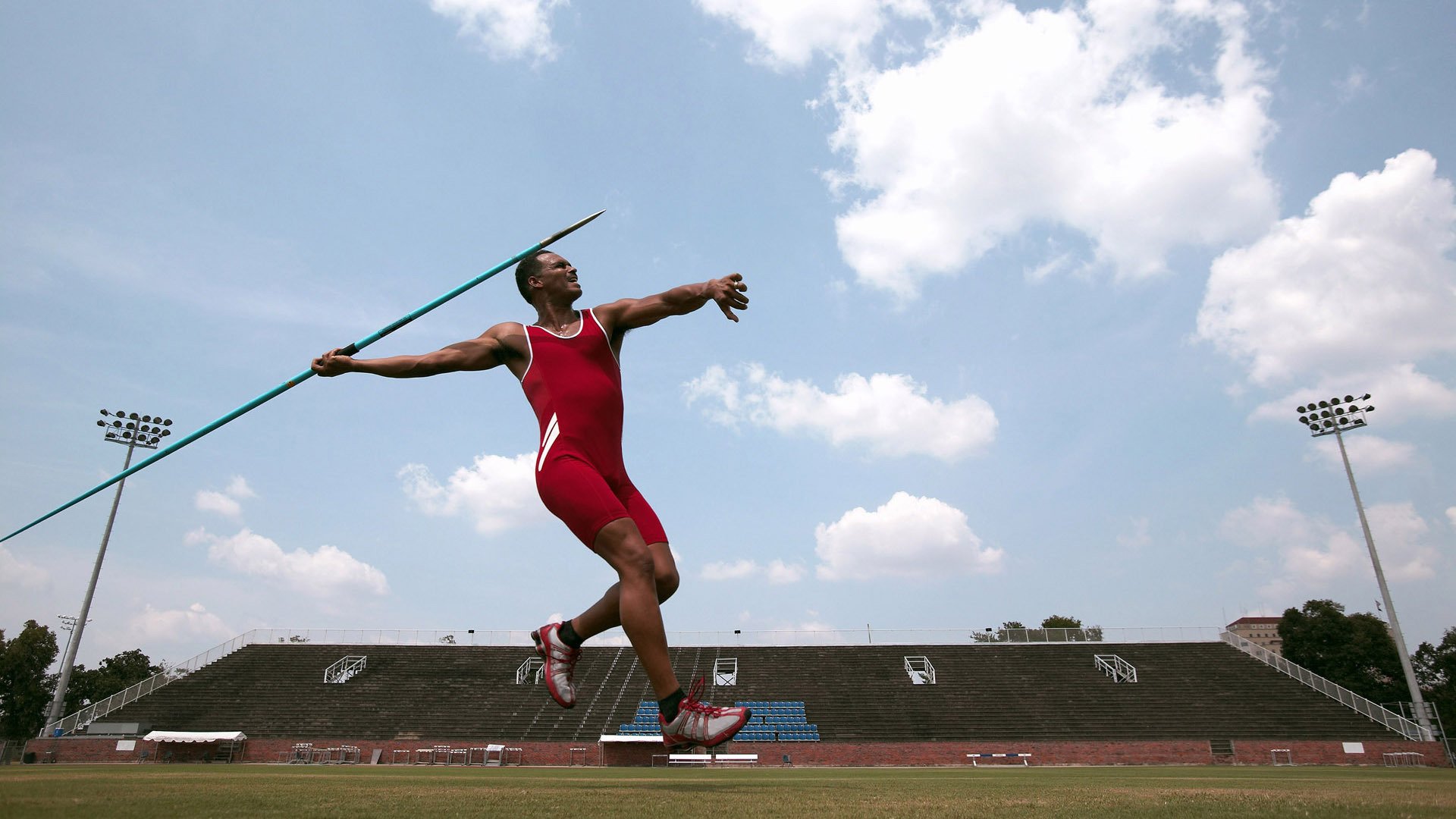 那不勒斯正面击溃委内瑞拉，卡瓦哈尔的稳定输出如何塑造现代战争新范式