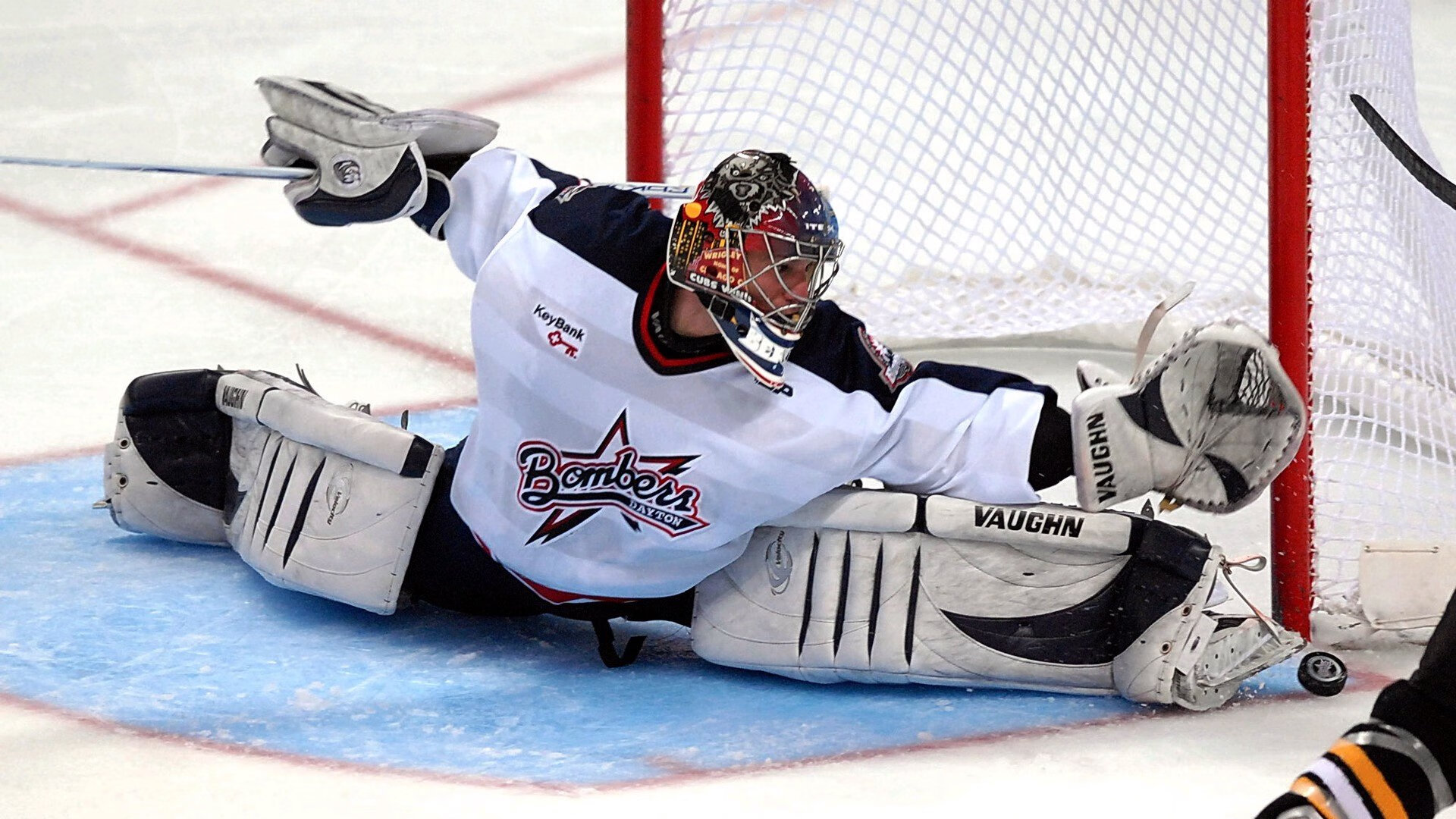 文班亚马状态火热，深圳队节奏掌控步行者